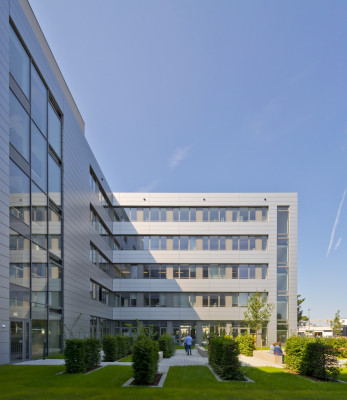 mbb Weimar · Fassaden-Referenz Siemens (Foto © Michael Miltzow)