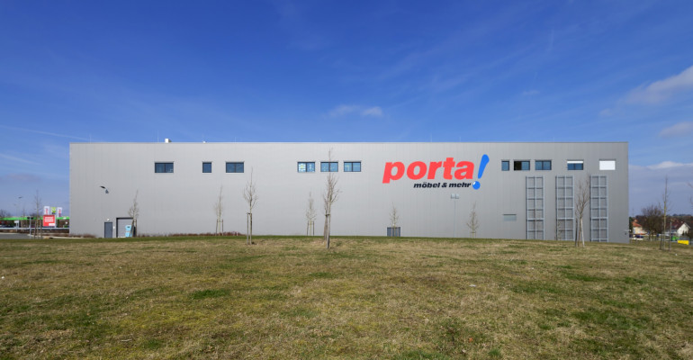 mbb Weimar · Fassaden-Referenz Porta (Foto © Michael Miltzow) mbb Weimar · Fassaden-Referenz Porta (Foto © Michael Miltzow)