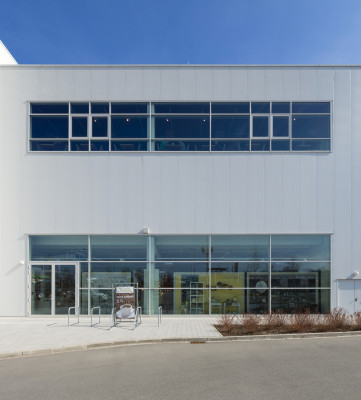 mbb Weimar · Fassaden-Referenz Porta (Foto © Michael Miltzow) mbb Weimar · Fassaden-Referenz Porta (Foto © Michael Miltzow)