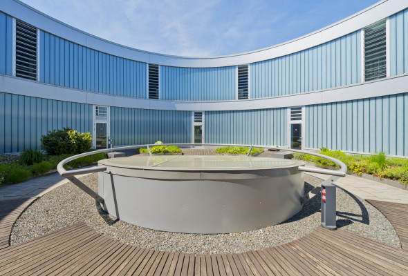 mbb Weimar · Fassaden-Referenz Eberspächer (Foto © Michael Miltzow) mbb Weimar · Fassaden-Referenz Eberspächer (Foto © Michael Miltzow)